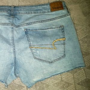 American eagle distressed shorts size 12